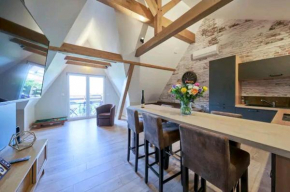 LOFT neuf avec bain jacuzzi et terrasse